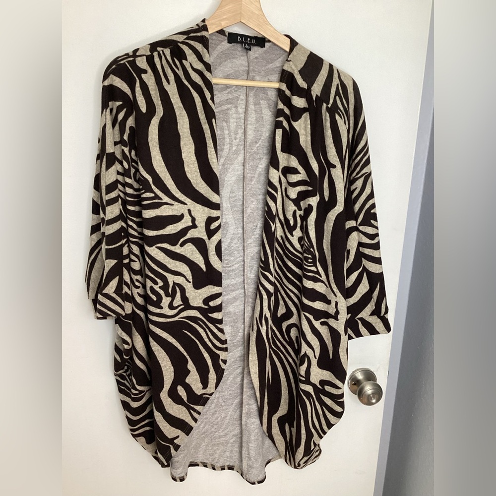 B.L.E.U. Zebra Pattern Cardigan - Black and Cream L